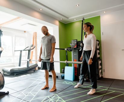 Hana_Training
